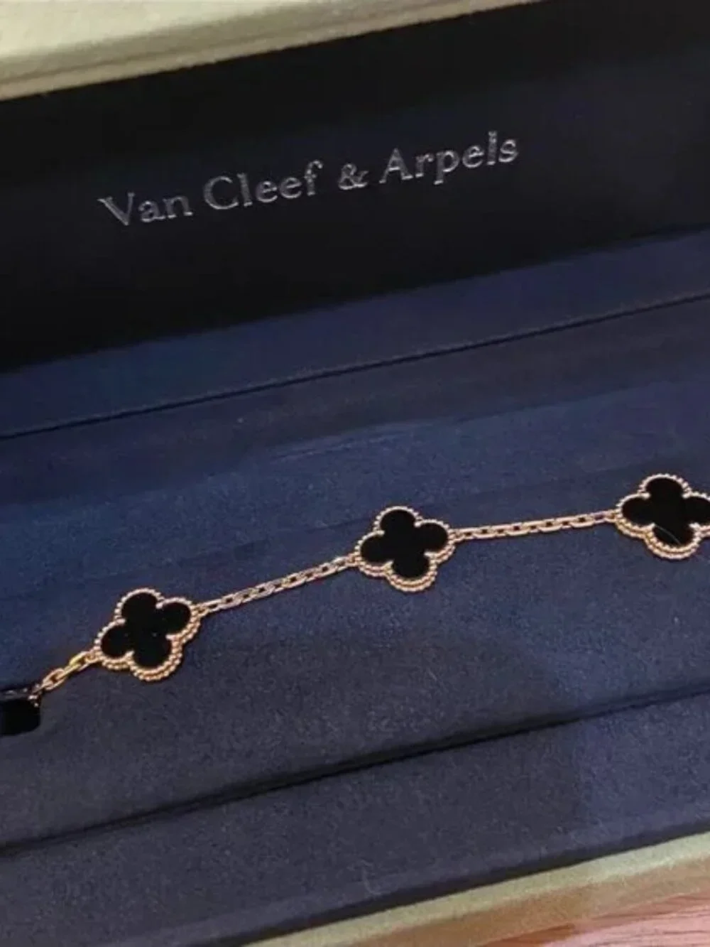 Van Cleef & Arpels. chic finely